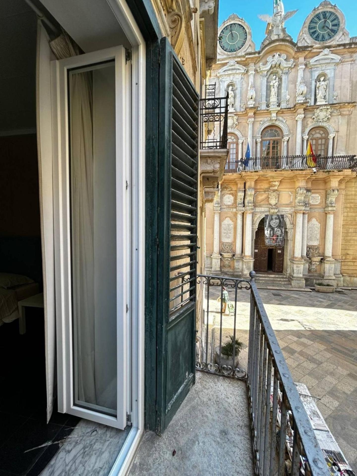 Appartement Casa Garibaldi à Trapani Extérieur photo