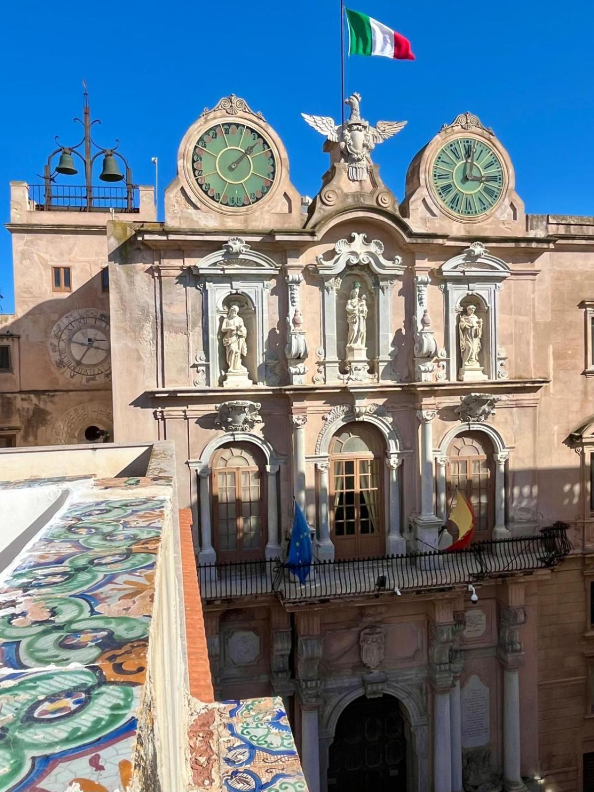 Appartement Casa Garibaldi à Trapani Extérieur photo